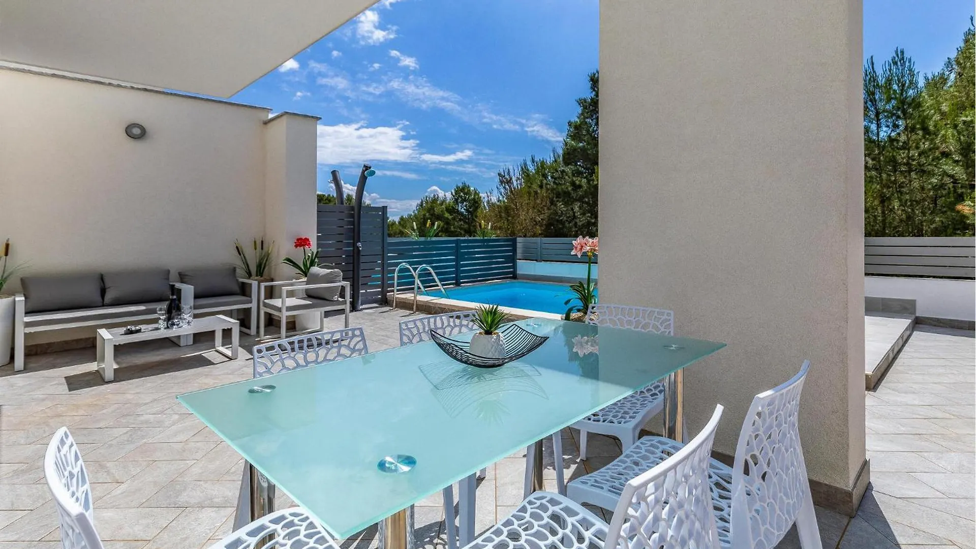 Amazing Home In Liznjan With Wi-Fi 0*,